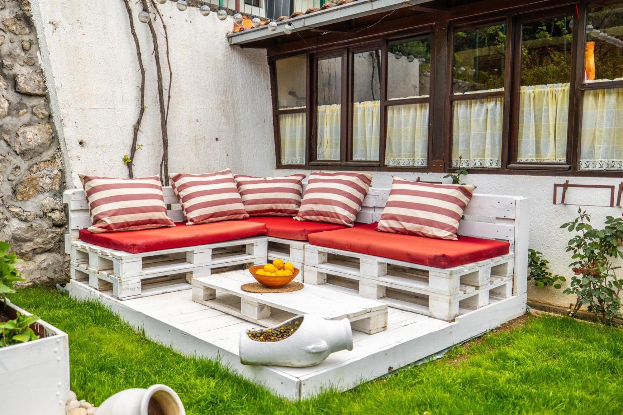 Apartments Irena Bečići エクステリア 写真