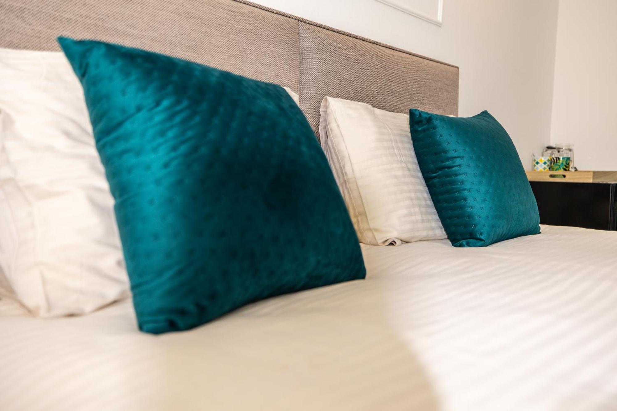 Apartments Irena Bečići エクステリア 写真